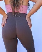 Load image into Gallery viewer, Seamless Scrunch Butt Leggings
