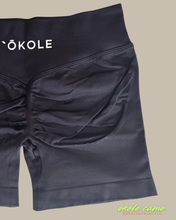 Load image into Gallery viewer, CONTOUR SCRUNCH SHORTS
